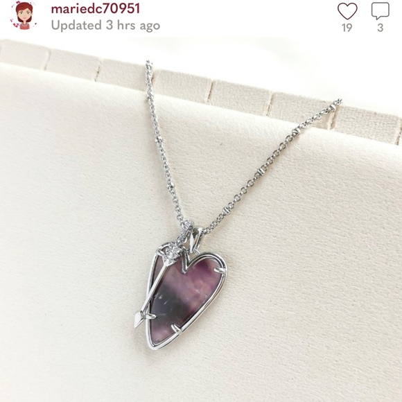 KENDRA SCOTT Ansley Heart Pendant Necklace In Rose Quartz - Picture 9 of 16